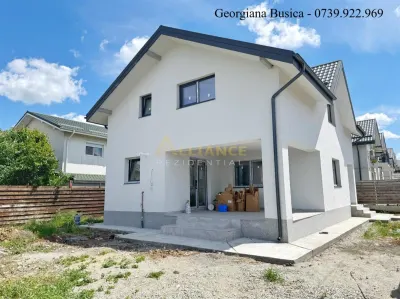 Vila individuala P+M || 4 camere 3 bai ||teren 308mp ||Str. Padurea Craiului - foto 1