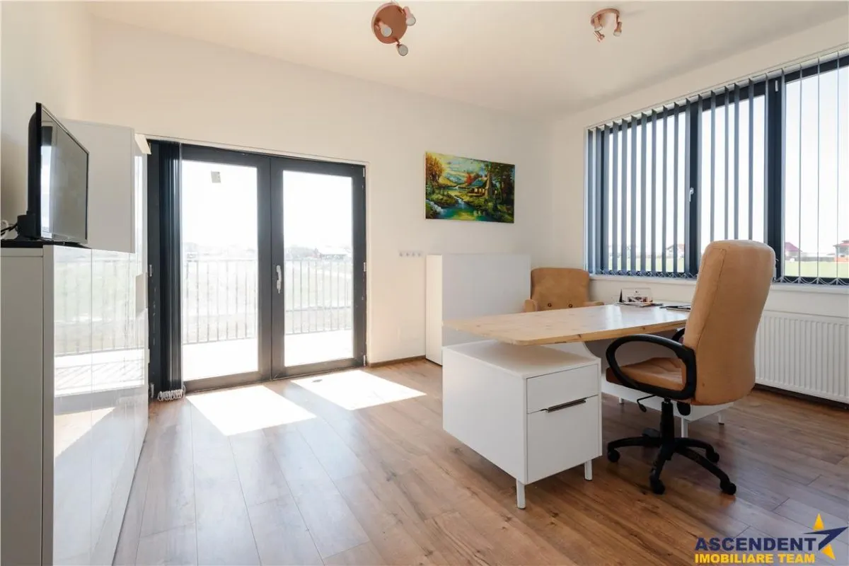 Hala moderna +3.000mp curte, conditii optime, exterior Brasov - foto 12
