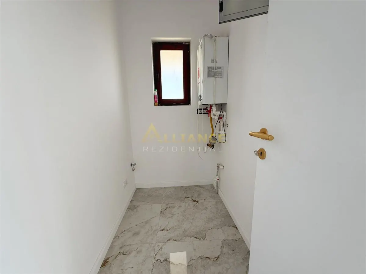 Vila individuala P+1E - 5 camere - 3 bai + dressing - Ideal Villas - foto 7