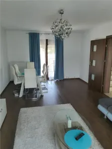 FREIDORF, CASA 4 CAMERE P+1E+POD, 2 BAI, DRESSING, CONSTRUCTII ANEXE - Timisoara