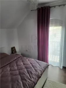 FREIDORF, CASA 4 CAMERE P+1E+POD, 2 BAI, DRESSING, CONSTRUCTII ANEXE - foto 8