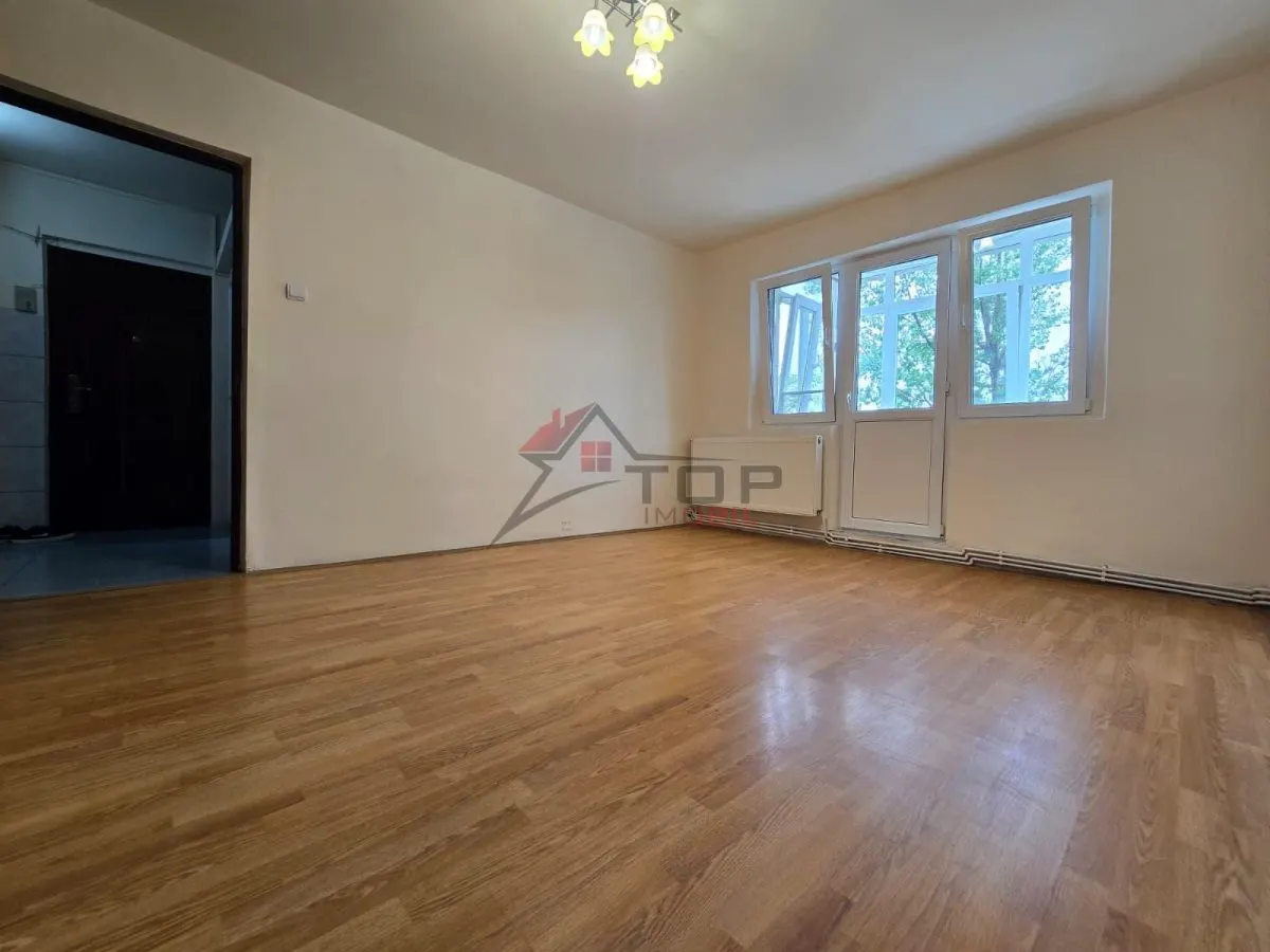 Etaj 2 - Mircea cel Batran, 2 camere, liber - foto 3