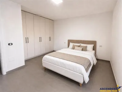 Inchiriere casa moderna cu 3 dormitoare, curte individuala, complet mobilata - foto 4
