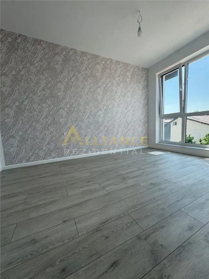 Apartament 3 camere - foto 9