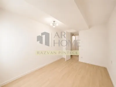 Apartament 3 camere, parcare, ultracentral Ploiesti - foto 12