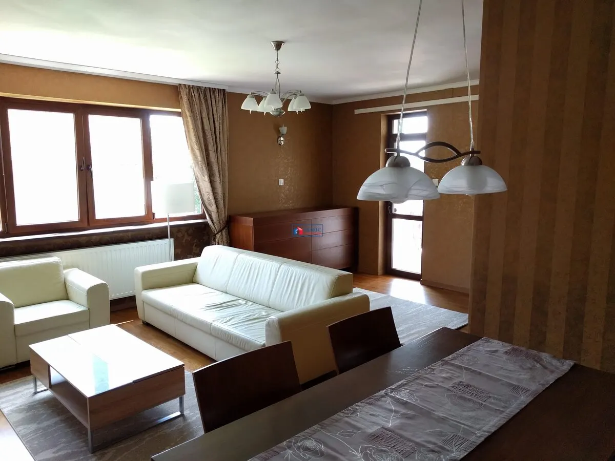 Inchiriere apartament 4 camere de LUX in Gruia- zona strazii Rosetti - foto 3