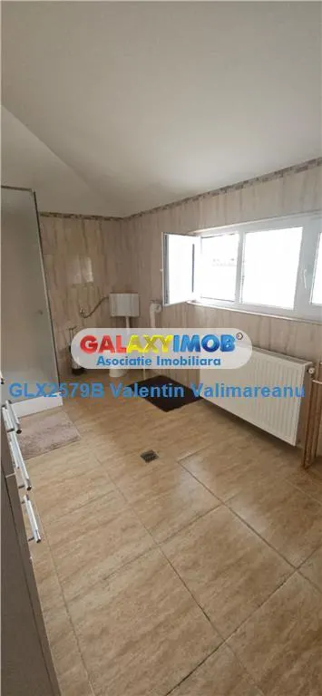 Vila in comuna Peris - foto 13