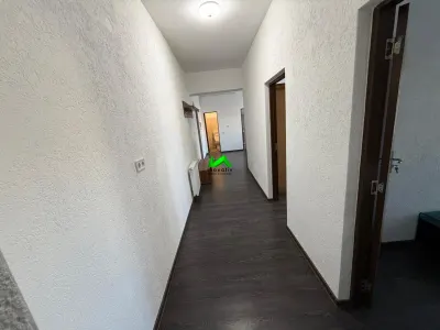 Apartament de inchiriat 3 camere zona Mihai Viteazul - foto 2