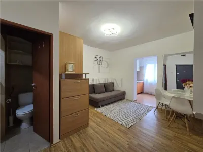 APARTAMENT 1 CAMERA - mobilat si utilat , semidecomandat - foto 3