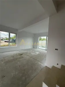CASA INDIVIDUALA - 300m STATIE STV - 320m TEREN - foto 4