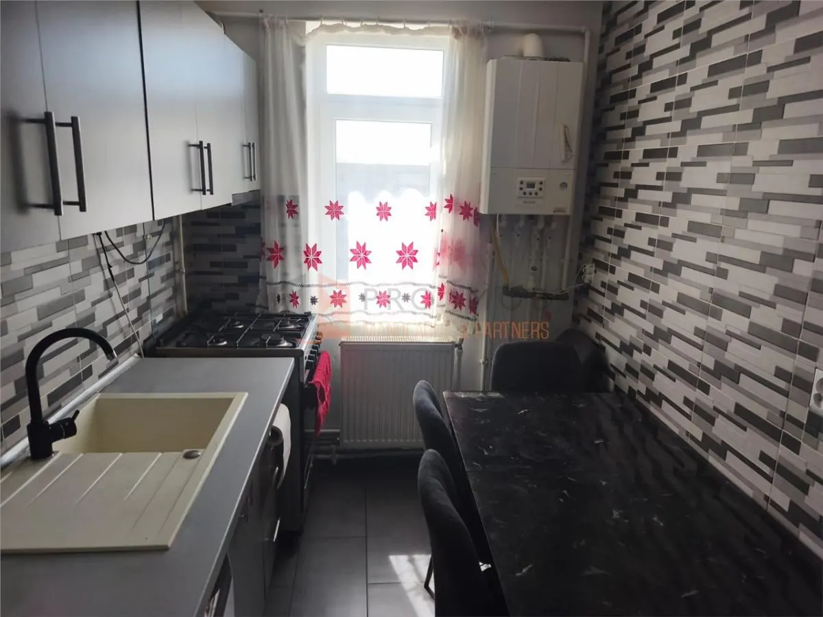 Apartament 2 camere cf 1 decomandat zona Crang - foto 12
