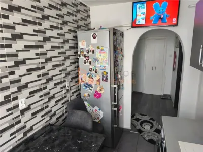 Apartament 2 camere cf 1 decomandat zona Crang - foto 14