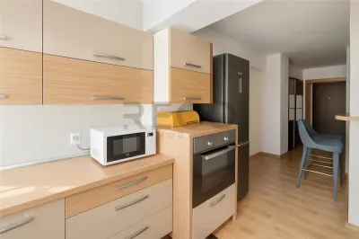 RECO Apartament 3 camere, Nufarul, etaj 5 - foto 13