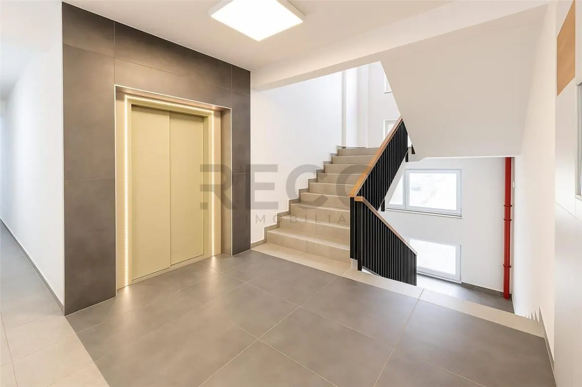 RECO Apartament cu 2 camere la cheie in Prima Onestilor - foto 12
