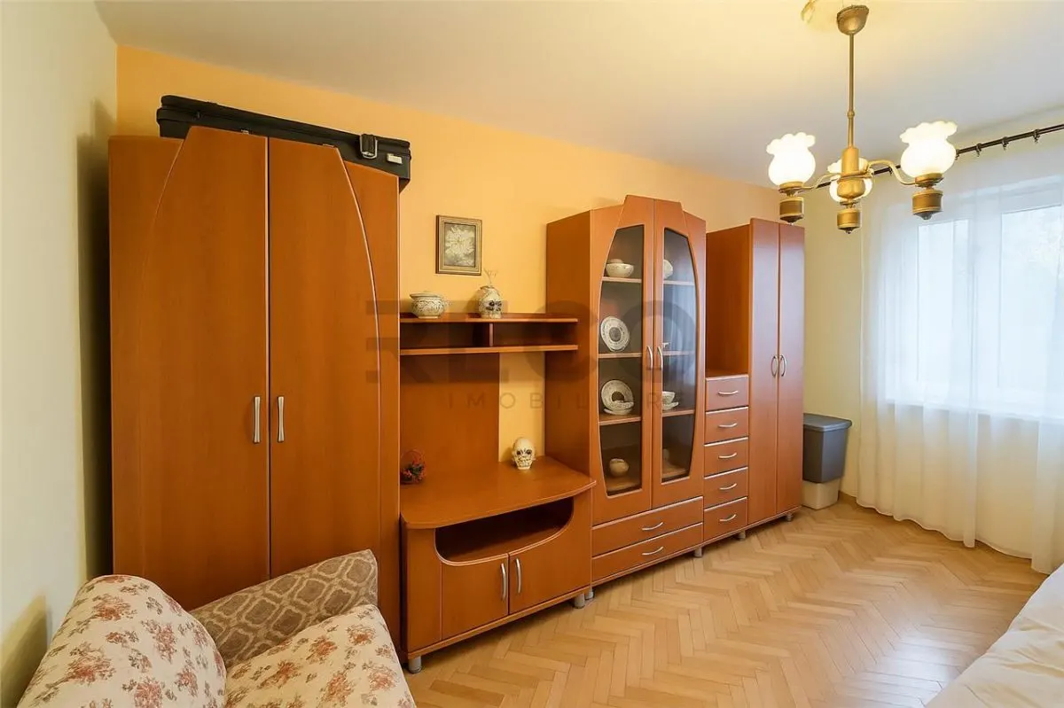 RECO apartament 67mp util Marghita-Zona Centrala - foto 1