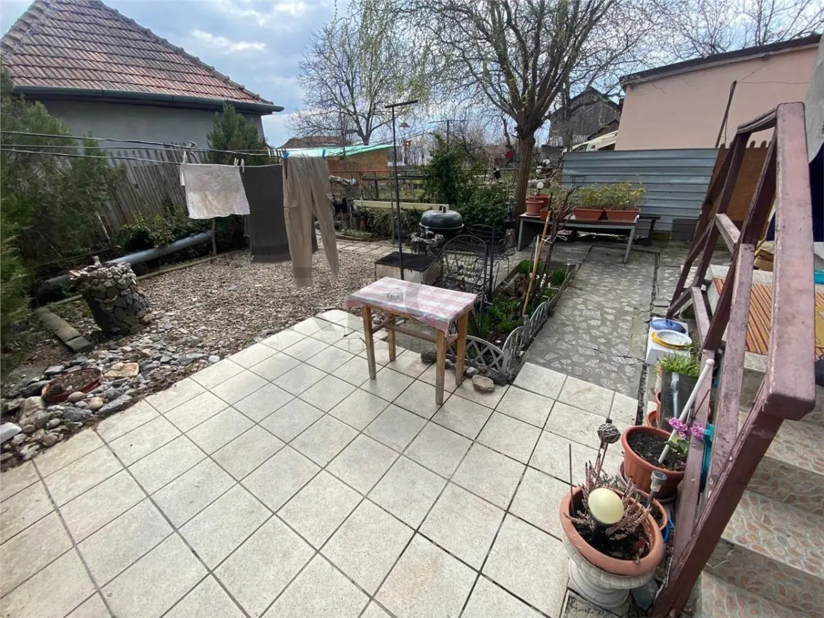 RECO Casa S+P+M cu spatiu comercial si garaj in Marghita - ideala pentru locuit si afacere - foto 14