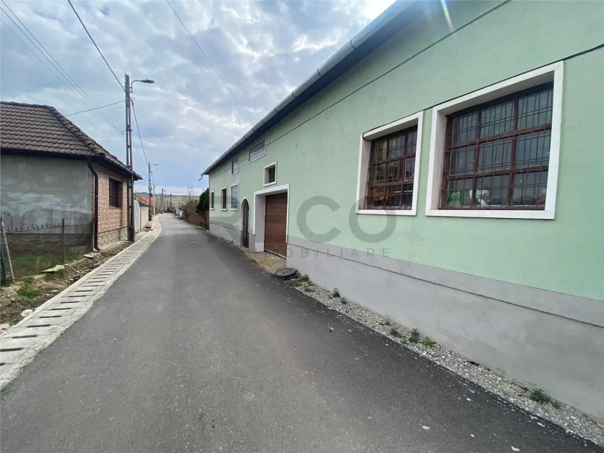 RECO Casa S+P+M cu spatiu comercial si garaj in Marghita - ideala pentru locuit si afacere - foto 17