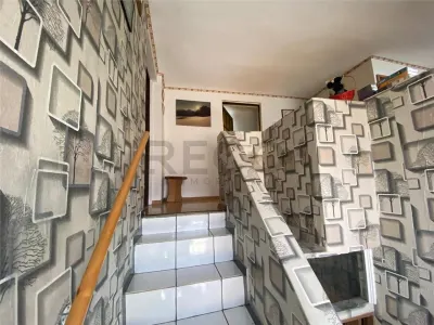 RECO Casa S+P+M cu spatiu comercial si garaj in Marghita - ideala pentru locuit si afacere - foto 4