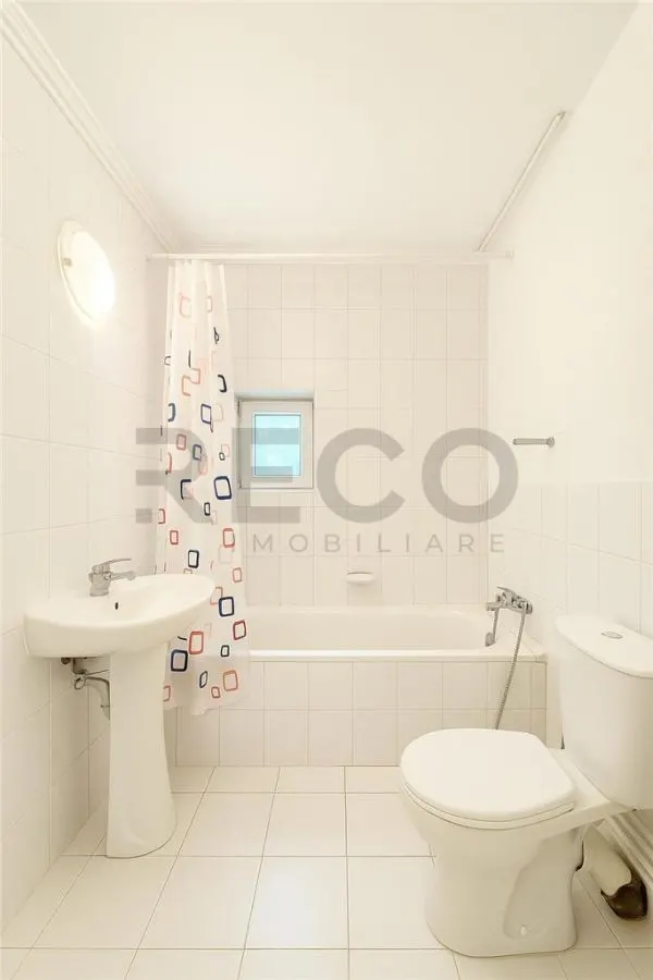 RECO Apartament 3 camere, etajul 2, Strada Piata Bucuresti, Oradea - foto 8