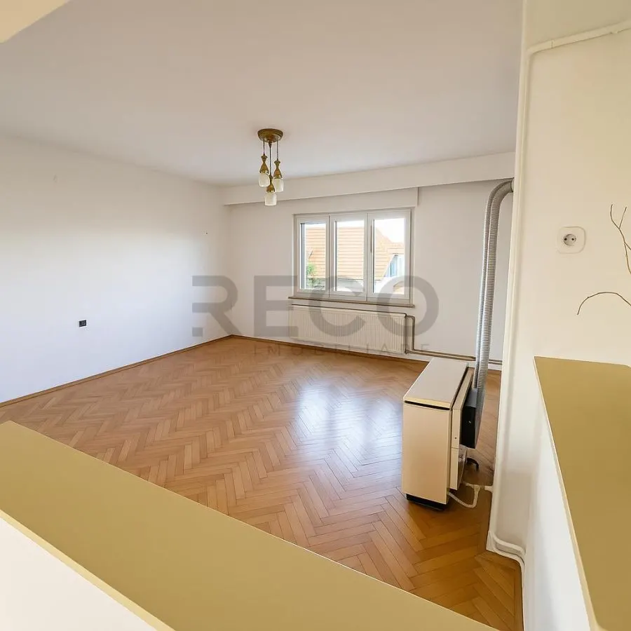 Reco casa P+E cu doua apartamente - foto 4