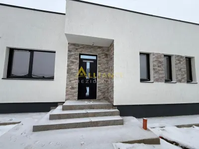 Casa de vânzare - 4 camere Comuna Berceni - confort, spatiu si intimitate - Berceni