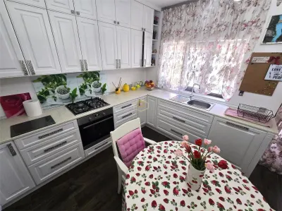 Casa 4 camere + Garaj | Complet mobilata si utilata - foto 9