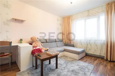 RECO, Apartament 2 camere, decomandat, Zona Rogerius - Oradea