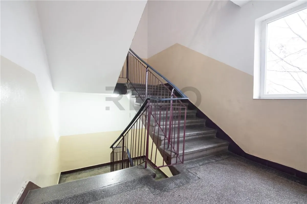 RECO, Apartament 2 camere, decomandat, Zona Rogerius - foto 16