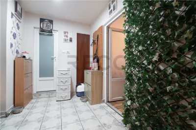 RECO, Apartament 2 camere, decomandat, Zona Rogerius - foto 7