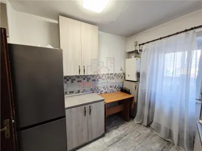 Apartament cu 4 camere de Inchiriat zona Palas Mall - foto 9
