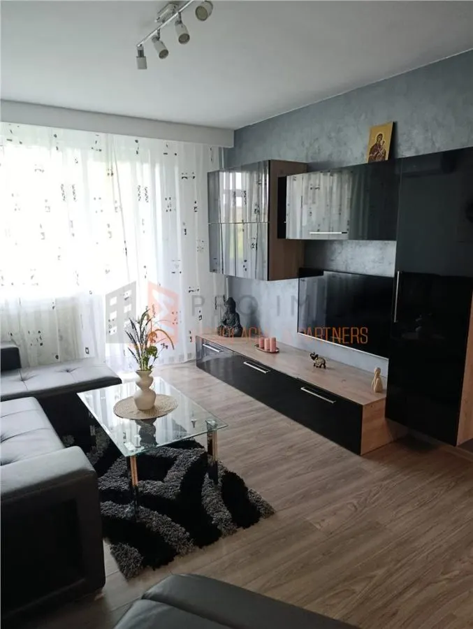 Apartament 2 camere cf 1 decomandat zona Crang - foto 1
