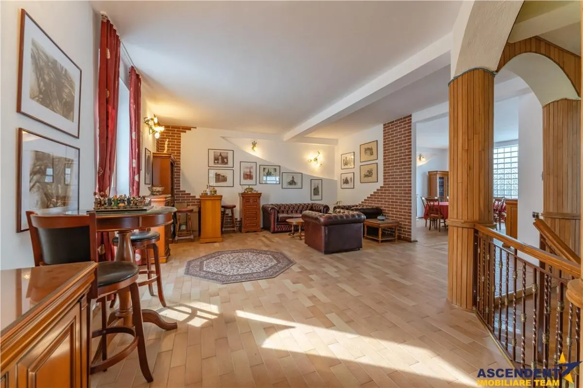 FILM! Castelariu: spectacol panoramic, locatie prestigioasa, exclusivist confort - foto 15