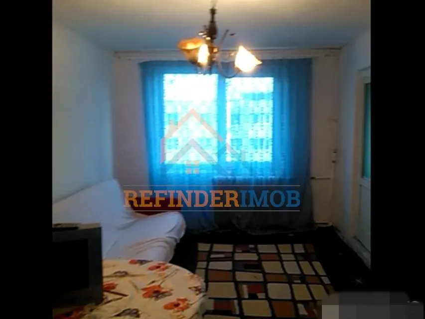 4 camere Margeanului Anghelache Ivan - foto 4