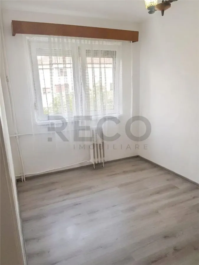 RECO  APARTAMENT 2 camere NUFARUL - foto 8