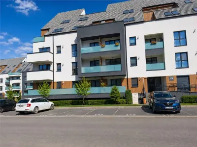 Maurer Villas 2 Camere etaj intermediar cu parcare si boxa - Brasov