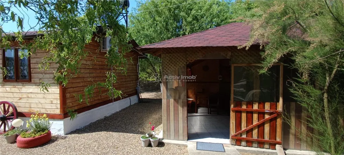 COMPLEX 5 CABANE DIN LEMN CU ACCES LA DUNARE + teren  in Podul Gornei, jud. CS - foto 14
