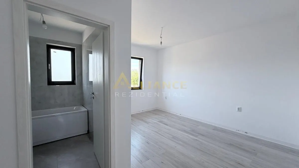 Casa Individuala - 4 camere - 2 bai - 375mp teren - foto 13