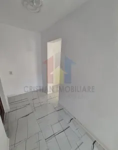 RENOVATA garsoniera zona Viziru 1, etaj 3 - foto 5