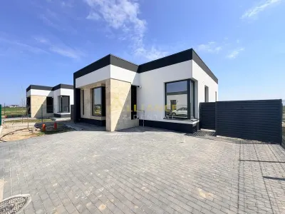 Casa individuala 3 camere 2 bai â€“ Comuna BerceniÂ | Teren 348MP - foto 2
