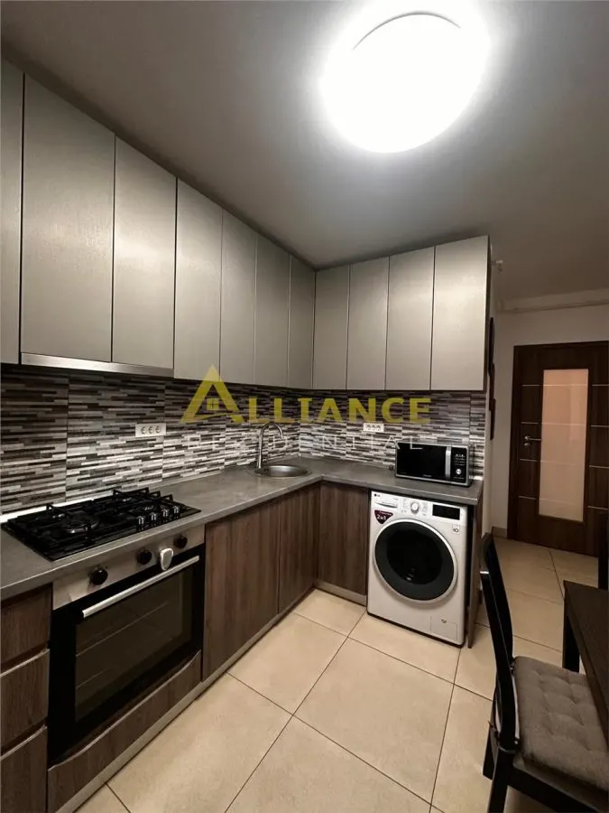 3 camere spatios / Mobilat si utilat MODERN / Bd. Metalurgiei - foto 13