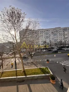 Aparatorii Patriei la 5 min. - 3 camere 74mp renovat - Bucuresti