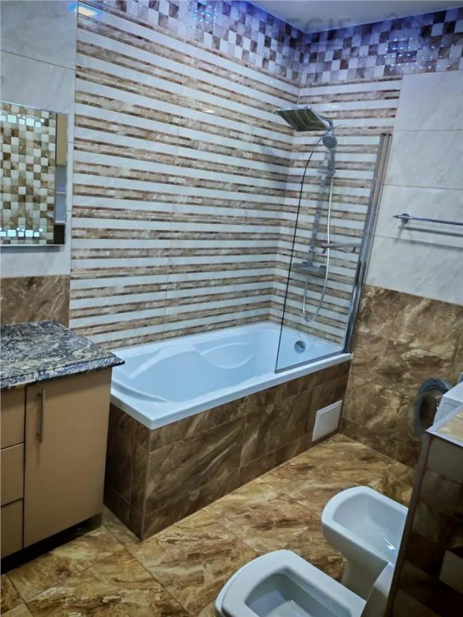 Apartament de 2 camere de inchiriat spatios Tractorul - Brasov - foto 7