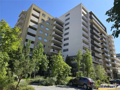 Apartament structura frumoasa, terasa, parcare rezervata, Astra .-. Racadau - foto 12
