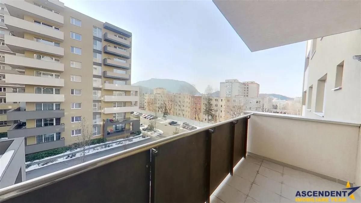 Apartament structura frumoasa, terasa, parcare rezervata, Astra .-. Racadau - foto 15