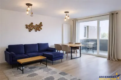 Apartament structura frumoasa, terasa, parcare rezervata, Astra .-. Racadau - foto 7
