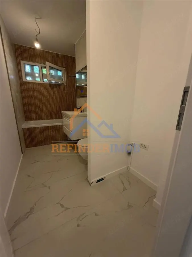 Vanzare 3 camere Titan 67mp - foto 1