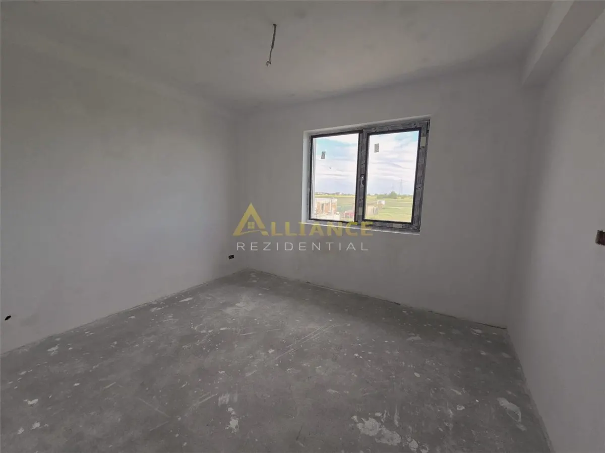 Vila individuala- 155.000 euro- 4 camere- 360mp teren - foto 4