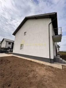 - Casa gata de mutare - 4 camere 3 bai + Pod - foto 3