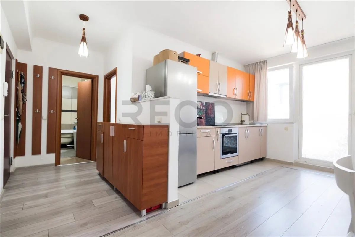 RECO Apartament 2 camere Nufarul Plaza â€“ terasa mare, parcare subterana inclusa, mobilat si utilat - foto 1
