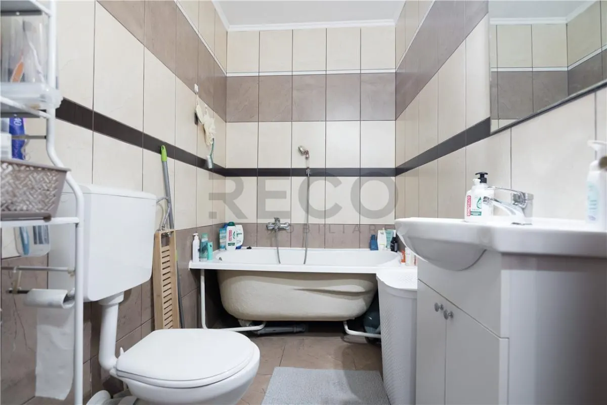RECO Apartament 2 camere Nufarul Plaza â€“ terasa mare, parcare subterana inclusa, mobilat si utilat - foto 13